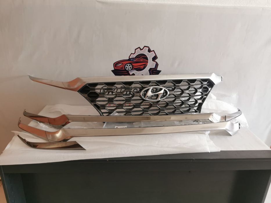 Решетка и молдинги на santa fe