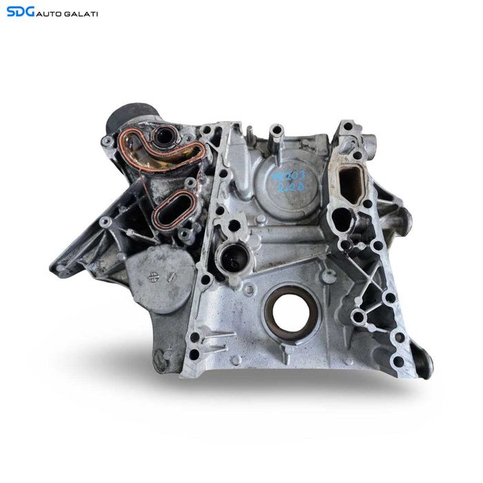 Capac Distributie Motor cu Carcasa Filtru Ulei Mercedes Clasa C Class W203 2.2 D Cod R6110150802 [N4489]
