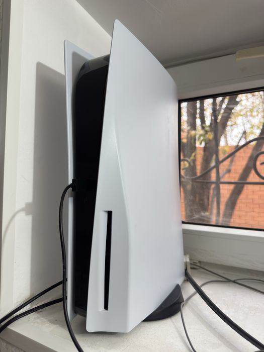 Продаю PlayStation 5