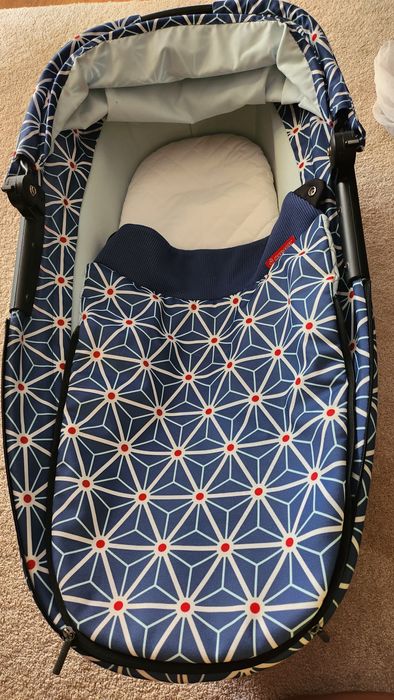 Бебешки кош Maxi cosi