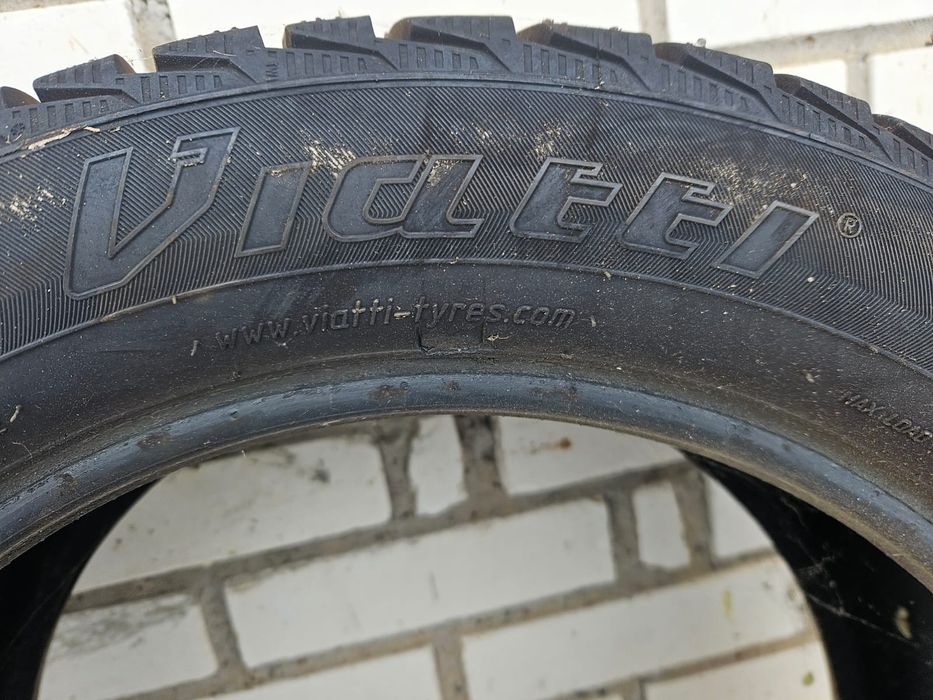 Продам шины почти новые