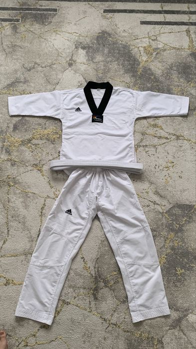 кимоно для тхэквондо adidas