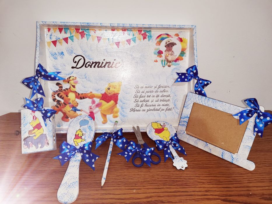 Tăvițe aniversare pentru mot