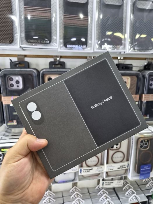 Samsung Z fold 8 va Z fold 8 ultra