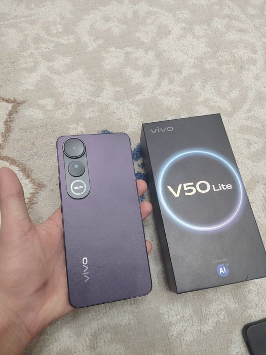 Продам vivo v50 lite