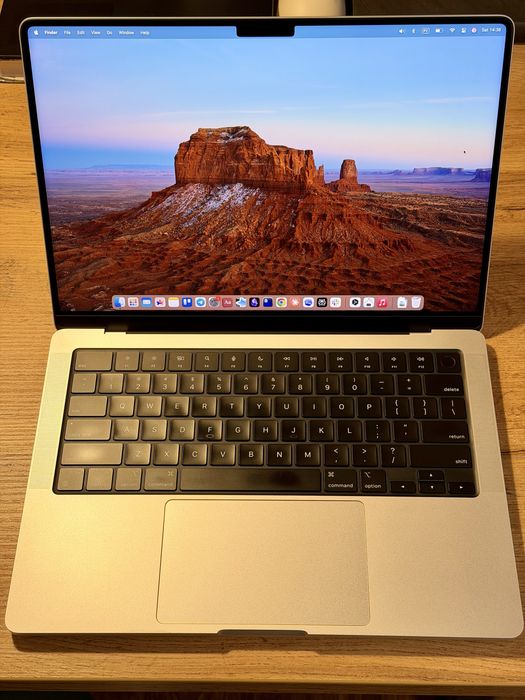 Macbook pro 14 M3 Pro 18/512