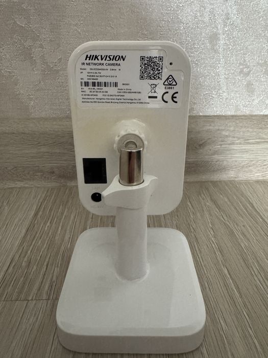 IP камера Hikvision DS-2CD2443G0-IW