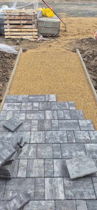 Montaj Pavaj-Borduri-gazon