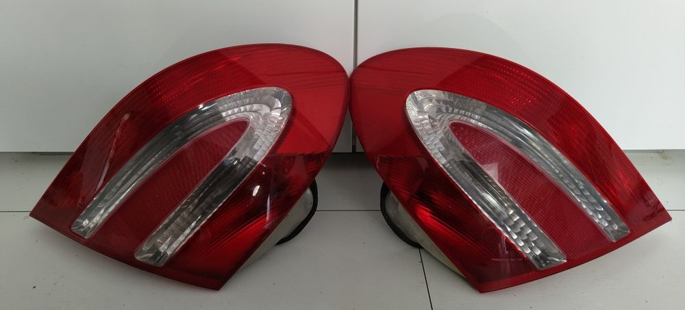 Triple Stopuri clk Mercedes non face lift w209