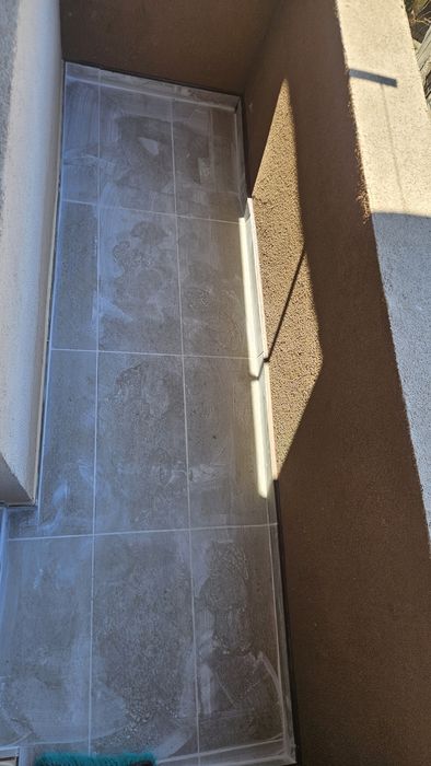 Майстори за Вашата баня и дом: Плочки, Камък, Первази – Бързо и Чисто!