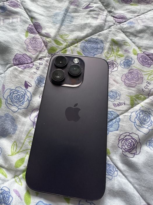 срочно продам 14 про 256гб