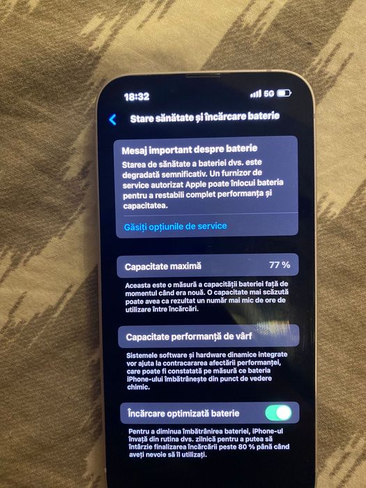 iPhone 14 mov 128 GB Preț: ~2 200 lei (negociabil)