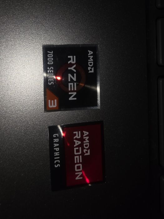 Laptop HP 15 – AMD Ryzen 3 | SSD 512 GB | 8 GB RAM
