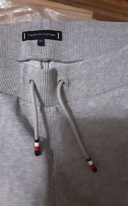 (Р.164) TOMMY HILFIGER детски екип 3 части