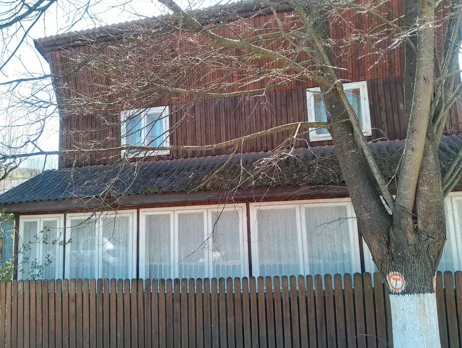 Casă de vânzare în Sucevița