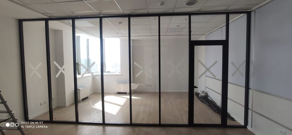 Офисные стеклянные перегородки