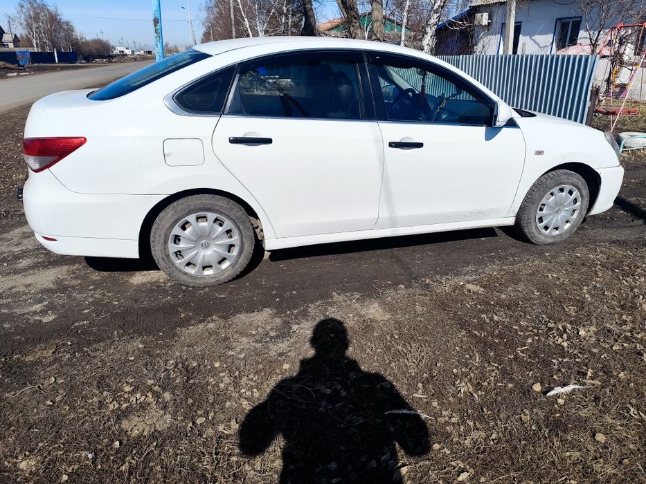 Nissan Almera G15