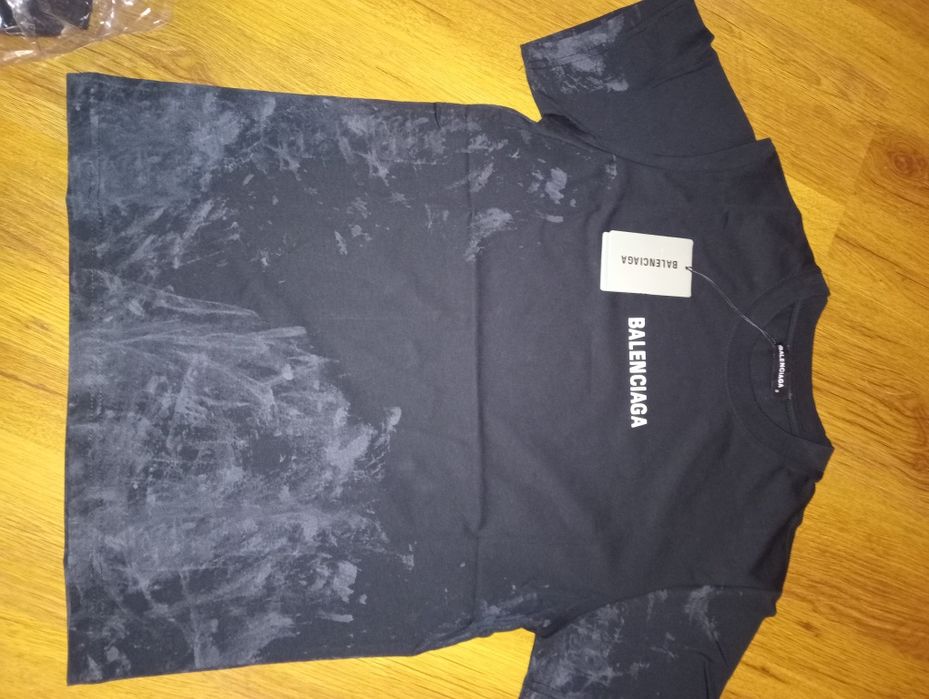 Trocou Balenciaga