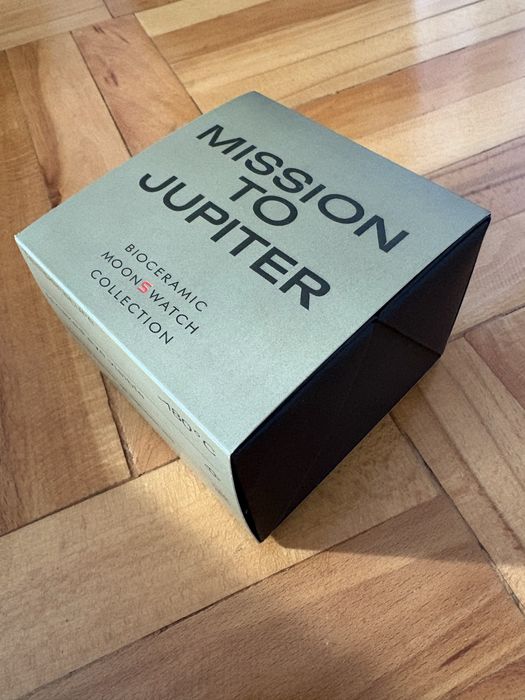 Mission to Jupitet Omega X Swatch