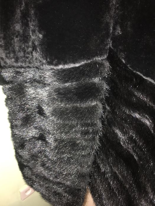 Продам шубу мутоновую