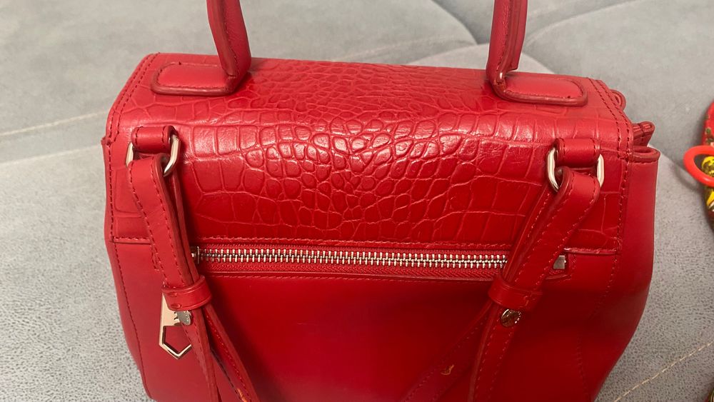 Продам сумку в хорошем состоянием