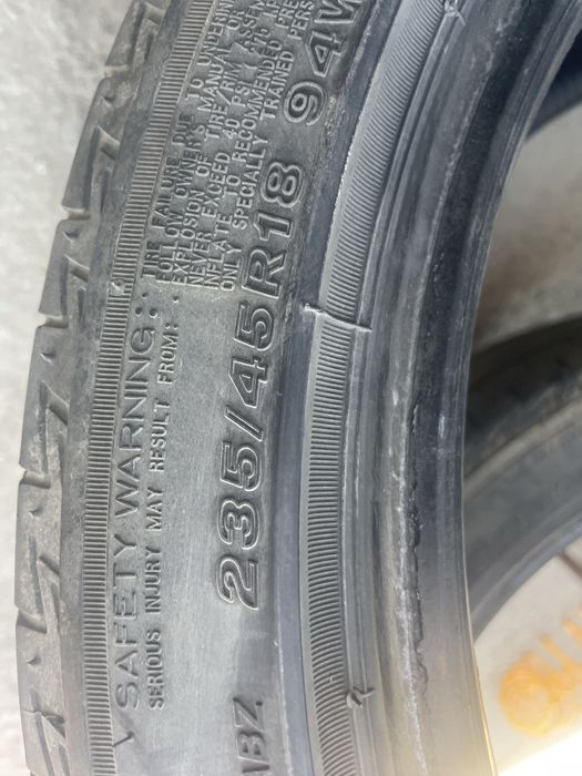 Продам резину на 18 - 2 балона