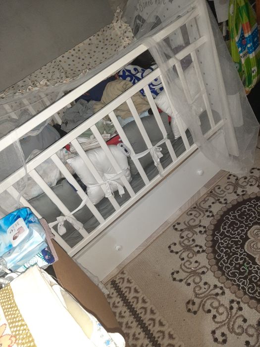 Срочно продам кроватку