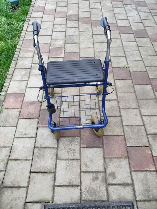 Vand rolator / cadru de mers