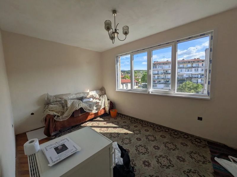 Продава се Тристаен апартамент в Казанлък - 90 кв.м за 1278 €/кв.м - Снимка #1