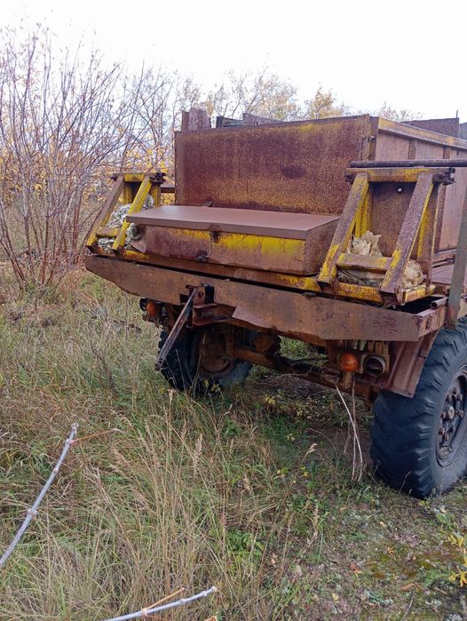 Прицеп  зиловский