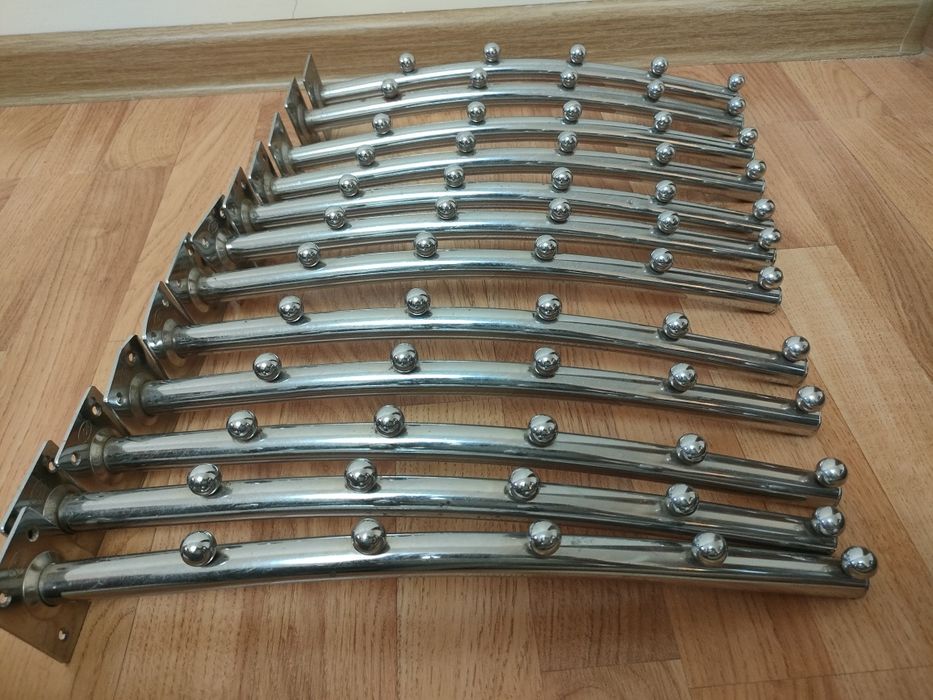 Вешалки для одежды