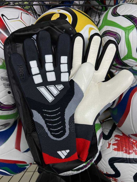 Вратарские перчатски Adidas Predator