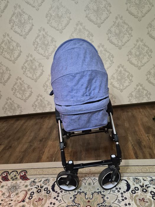 Коляска для детей 1-5 лет