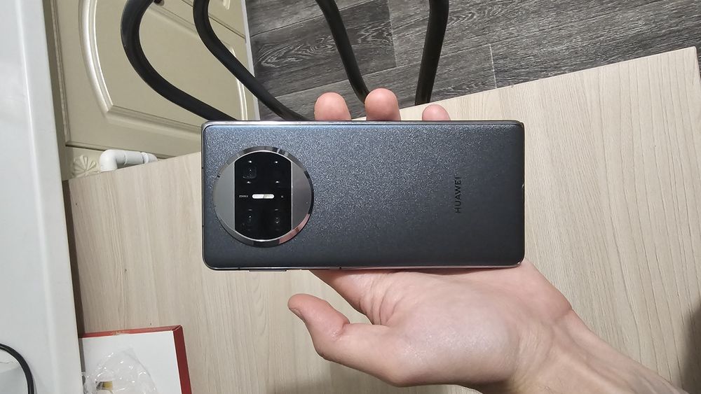 Телефон Huawei Mate X3 512GB
