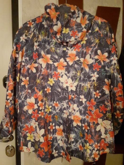 Куртка джинсовая,52 размер