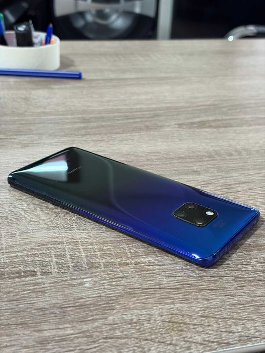 Huawei Mate 20 Pro 128GB + 6GB RAM