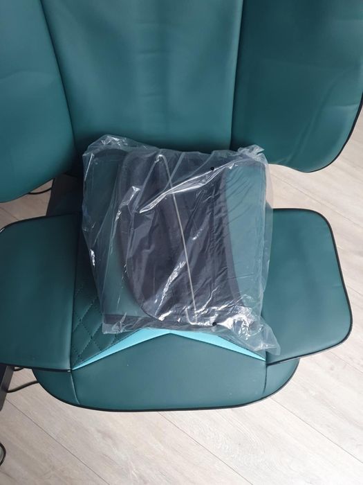 Масажен стол с нефритови камани