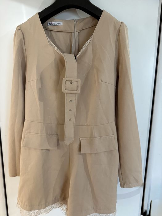 Дамски бежов гащеризон