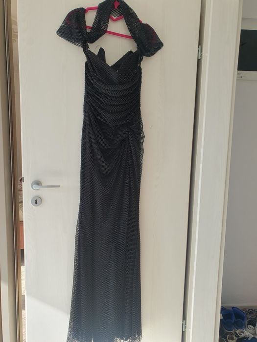 Rochie Neagră Elegantă