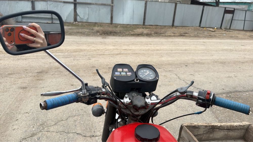 Продается мотоцикл Иж планета 5