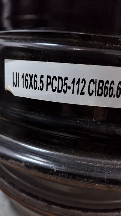 Продам диски R16 5/112