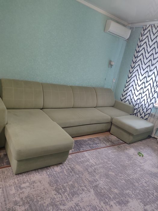 Продам диван в гостиную 110000