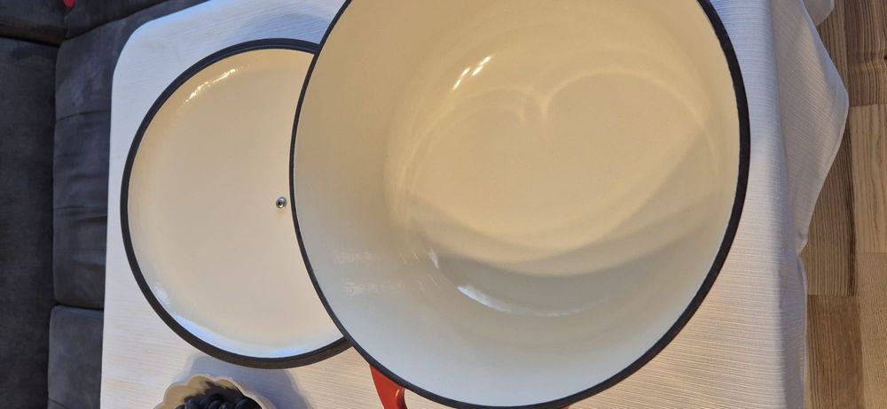 Oala de fonta noua Myria 6l