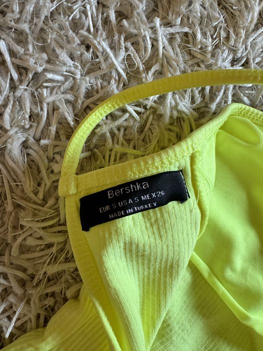 body Bershka marimea S