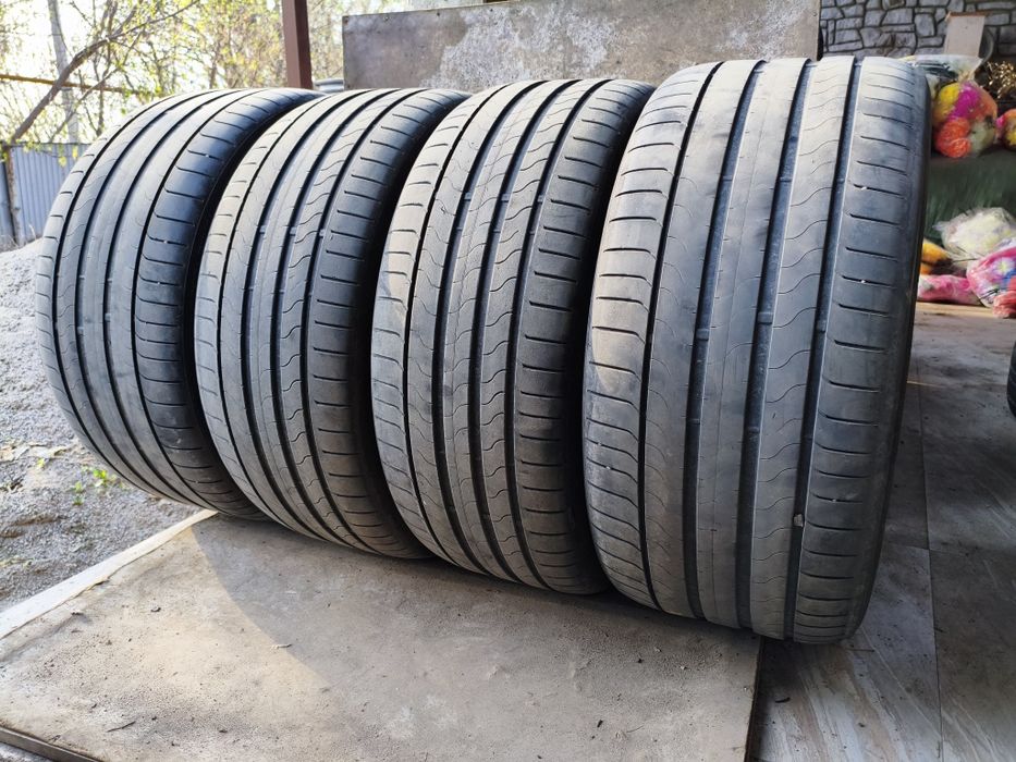 285 35 R21 / 255 40 R21 Комплект 4шт. Bridgestone Шины