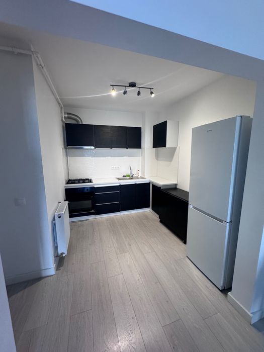 Închiriez apartament în complex white tower