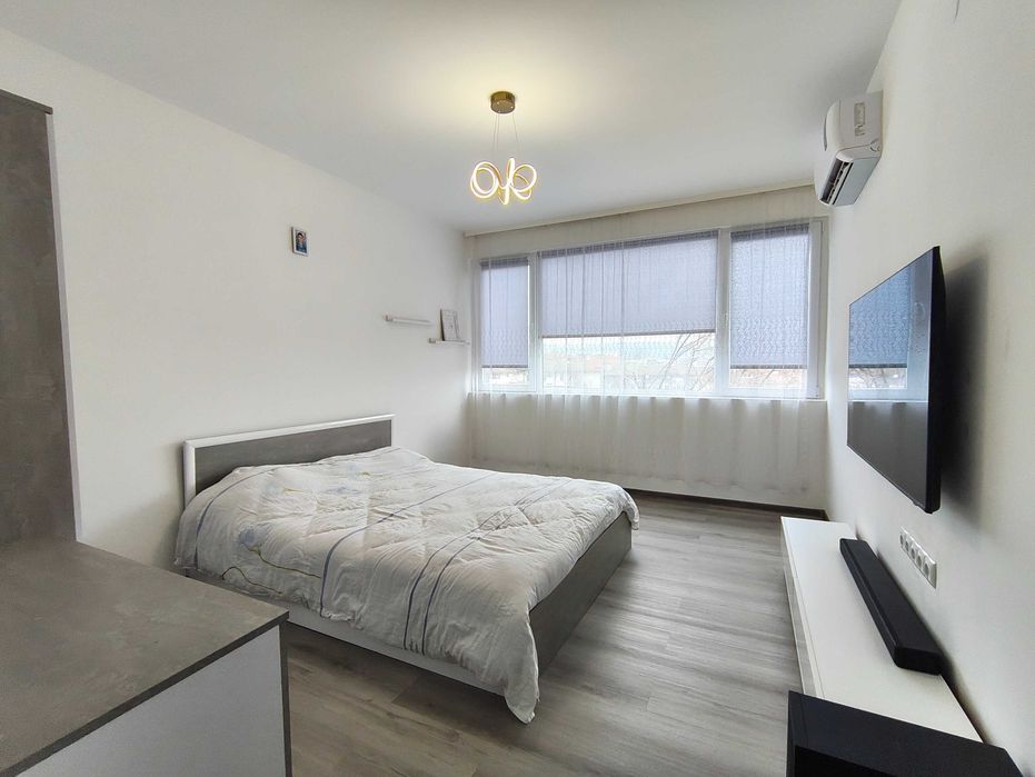 Продава се Четиристаен апартамент в Търговище, Център - 120 кв.м за 723 €/кв.м - Снимка #7