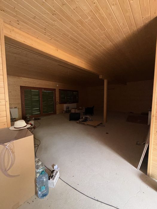 Cabană / Pensiune din lemn de vânzare