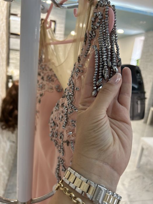 Официална рокля в пастелно розово