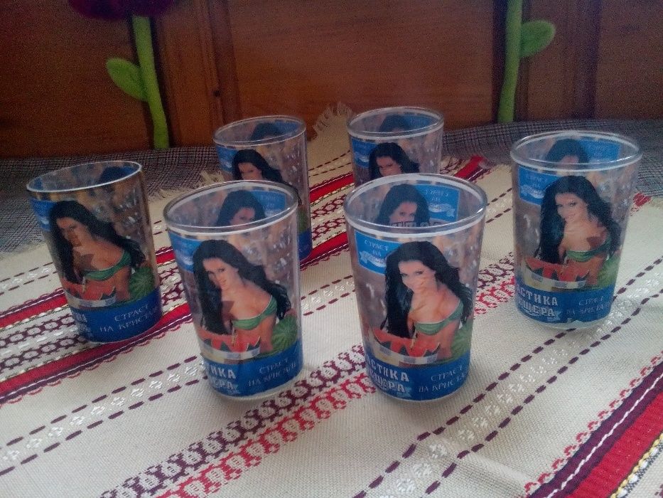 Ретро порцеланови и стъклени сервизи